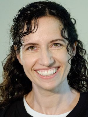 Dr. Debora Sommer ist E-Dozentin im Fernstudium Theologie des tsc.