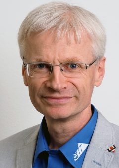 Pfr. Dr. Stefan Felber, tsc-Dozent für Altes Testament (Portraitfoto, 3zu4)