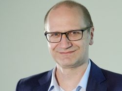 Dr. Dr. Beat Schweitzer, Studiengangsleiter Kommunikative Theologie am tsc (4zu3)