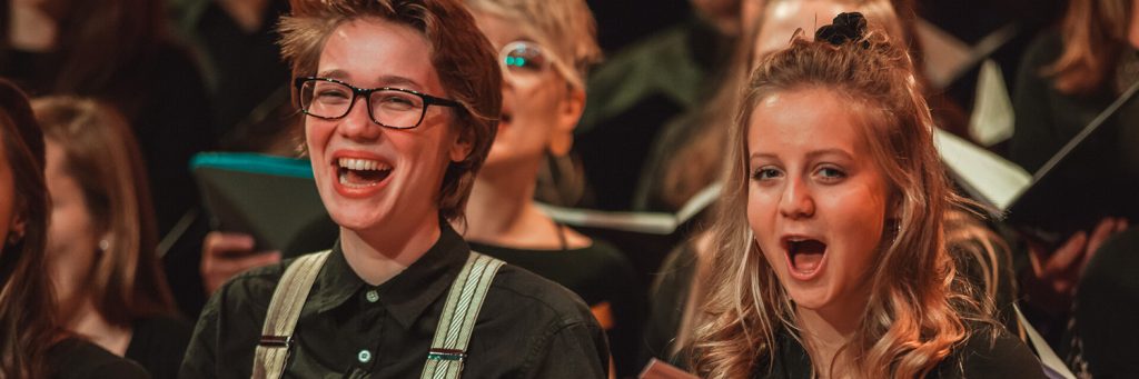 Sängerinnen des tsc-Chor beim Adventskonzert 2019 (1500x500px) (Foto: Knut Burmeister, ALLTAG)