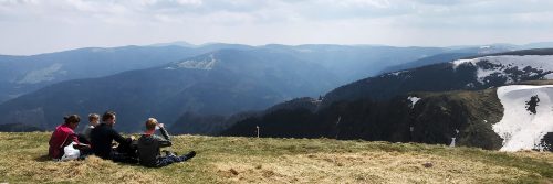 Panoramasicht vom Gipfel des Hohneck (1363m) in den Vogesen