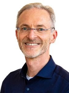 Dr. Michael Widmer unterrichtet am TSC Bibelwissenschaften mit dem Schwerpunkt Altes Testament.